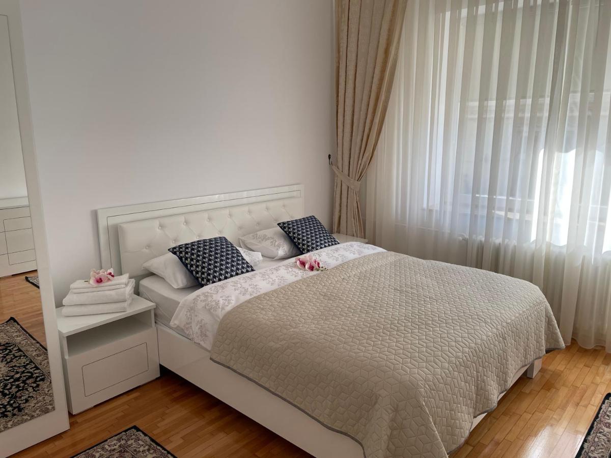 Orhideea Apartment Oradea Luaran gambar